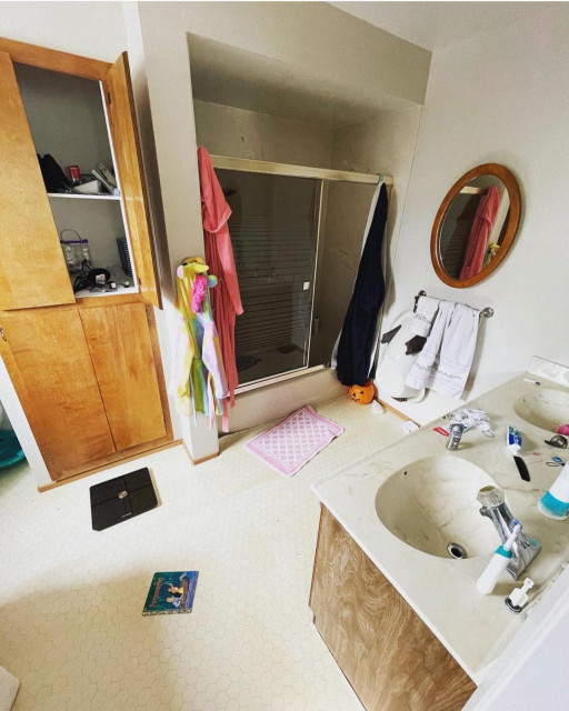 Complete master bathroom remodeling moderno-cuarto-de-bano