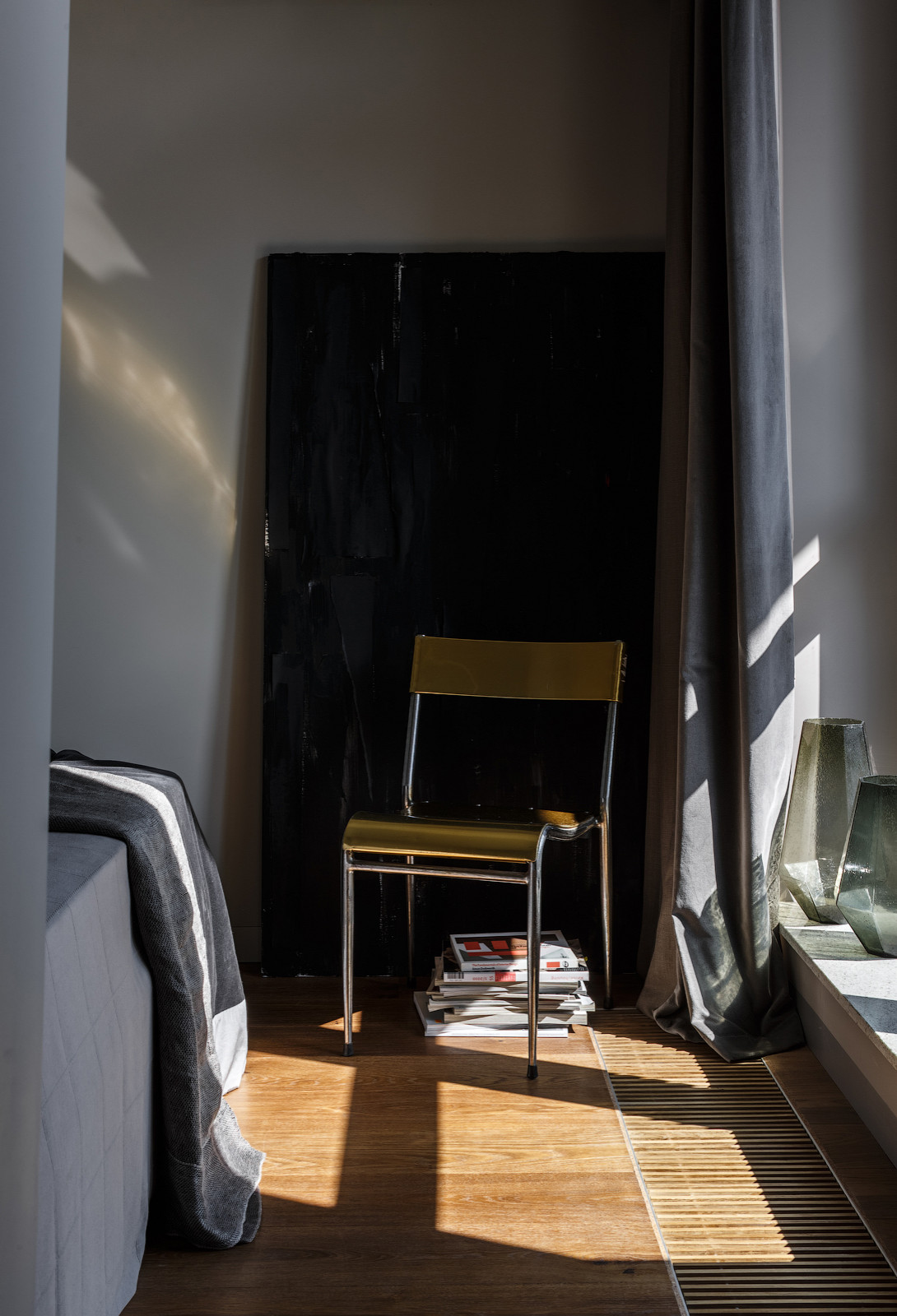 Монохромная квартира на Добрынинской