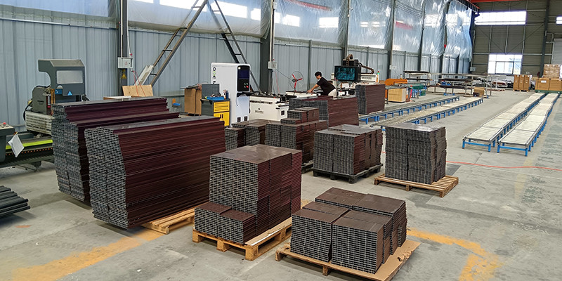 Exhibition of weather-resistant aluminum alloy raw materials