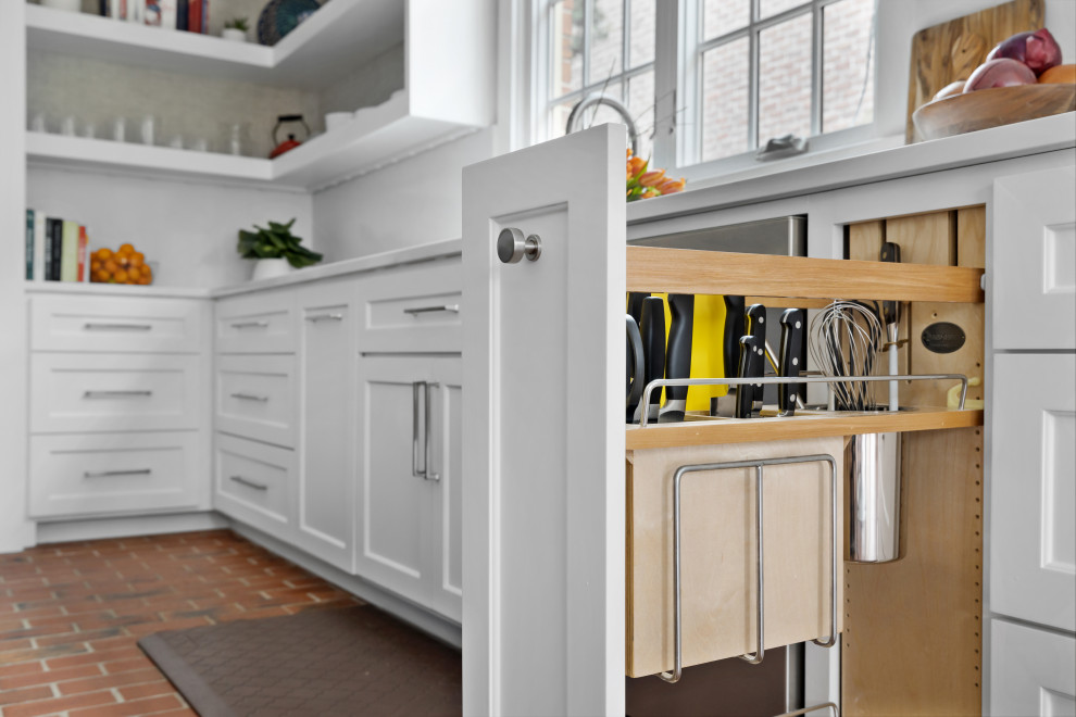 Rutgers - Clean and Modern Kitchen