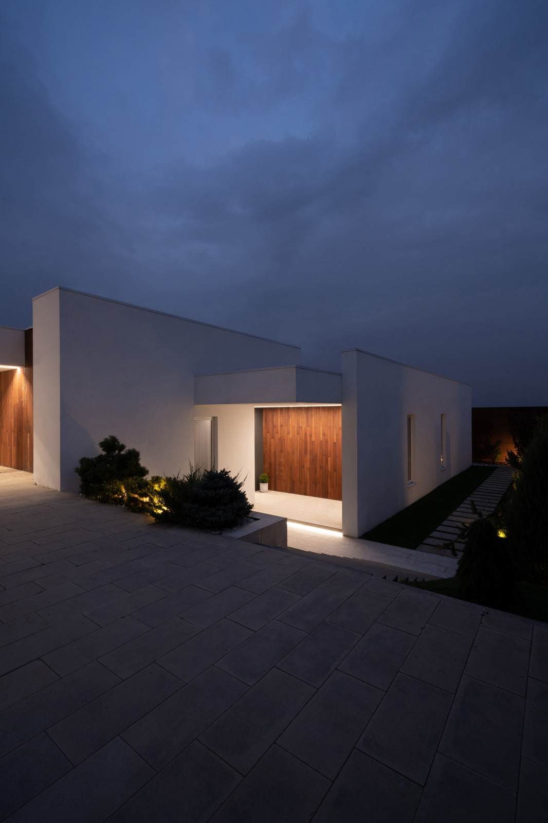 Современный дом c бассейном в Ростовской области