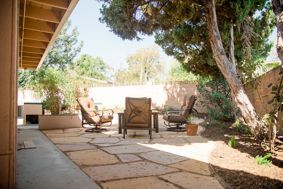 Mittelgroßer Moderner Patio in Los Angeles