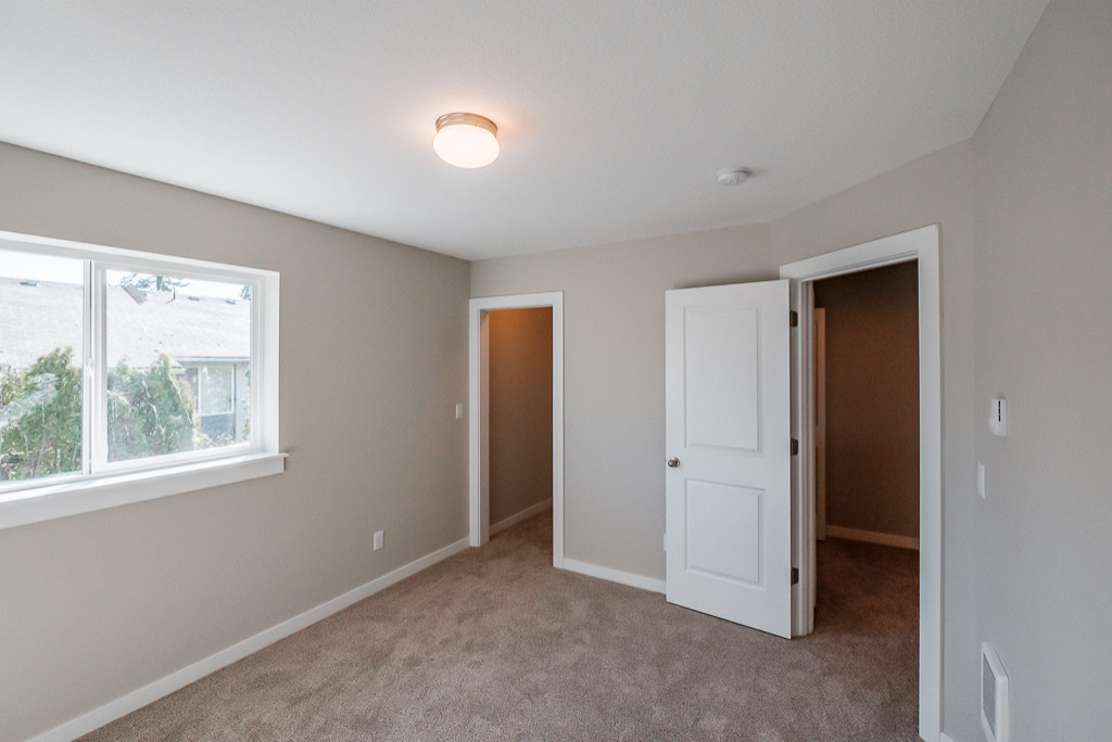 Plymouth Hills Apartments