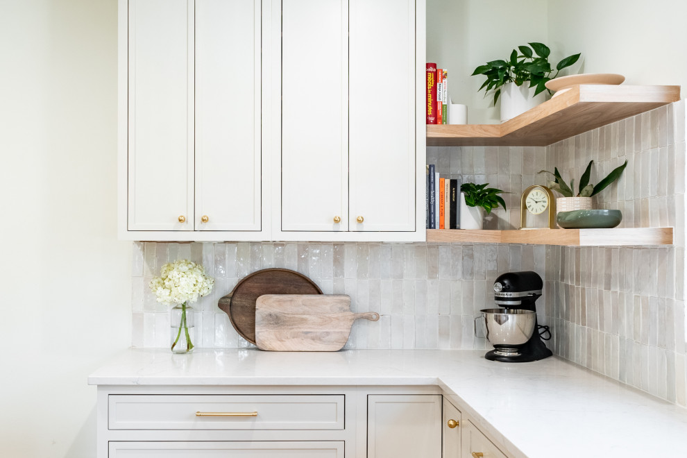 Custom Kitchen Cabinetry and Island