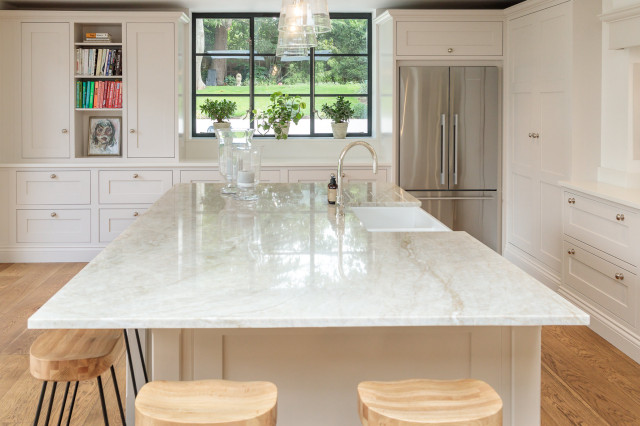 Wokingham Project - Bespoke Shaker Kitchen - Marlow Collection fusion-kitchen