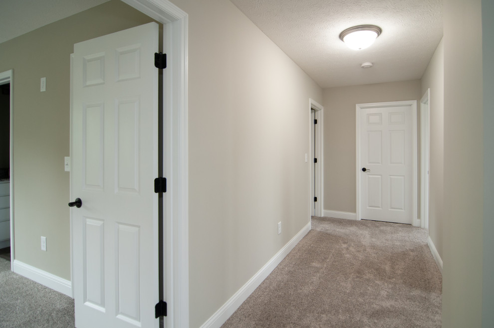 New 2 story home in Morrow