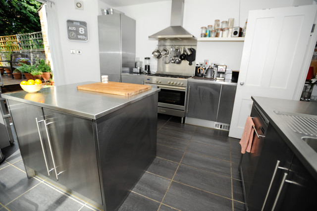 Crafted Minimalism contemporary-koek