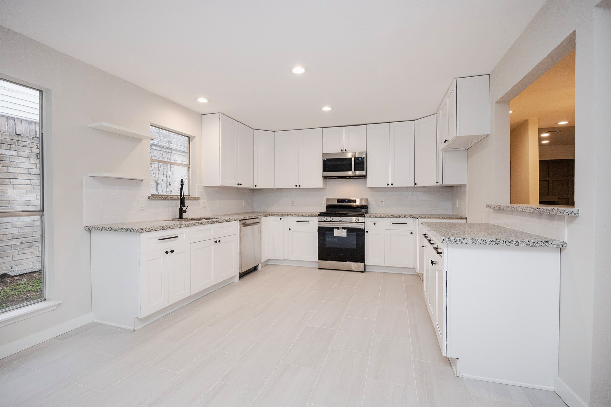Beaujolais Ln