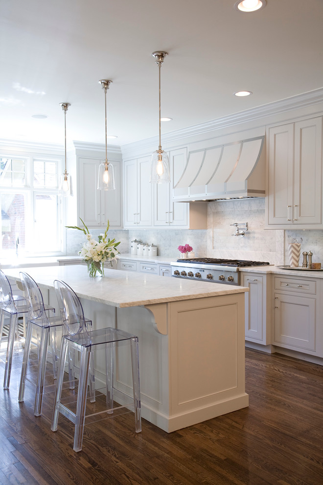 Kitchen - transitional kitchen idea