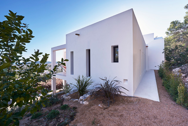 Casa CR modern-exterior