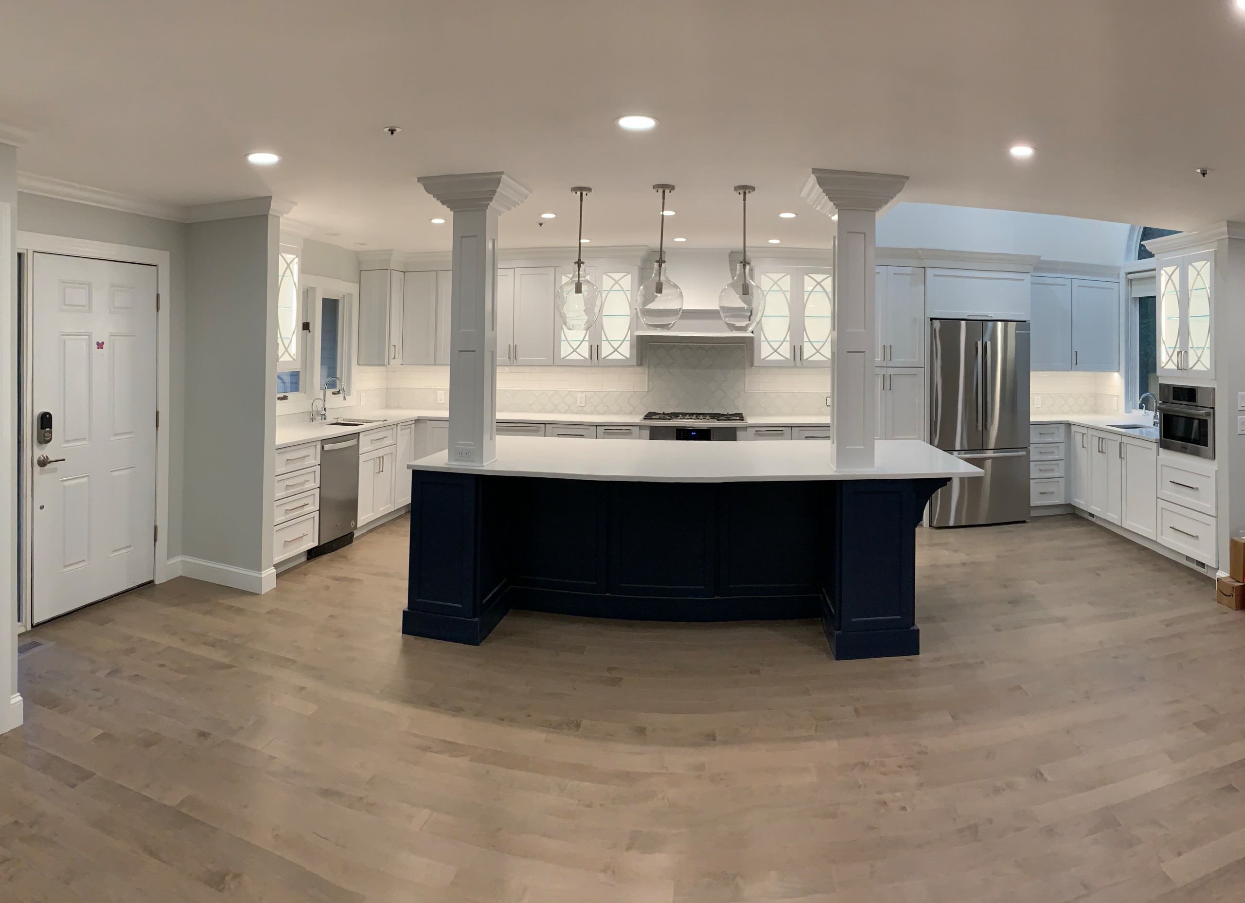 Extravagant kitchen