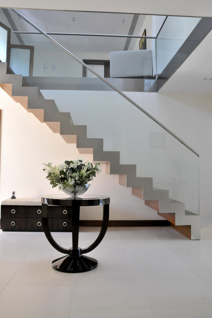 Hatch End contemporain-escalier