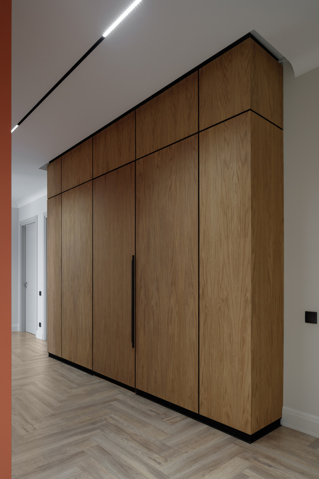 Шкаф для увеличения гардеробной