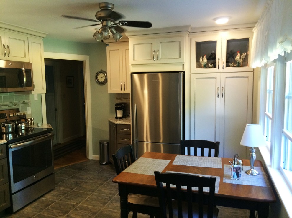 Transitional kitchen photo in Boston