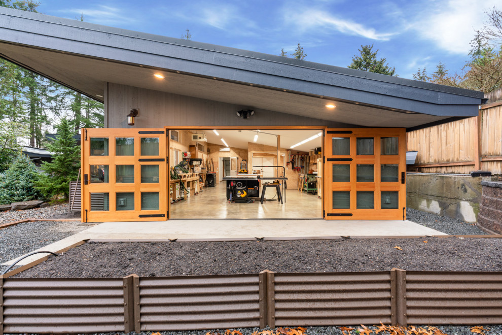 Large midcentury attached two-car workshop in Seattle.