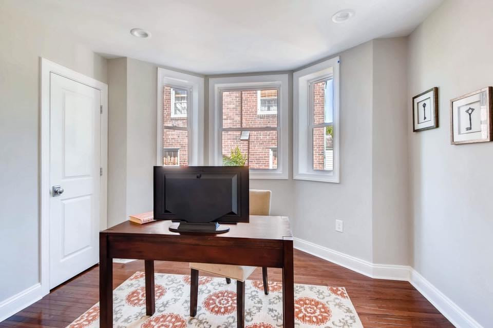Towson, Investment Property
