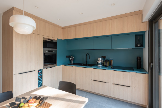 R&eacute;novation compl&egrave;te d'une maison individuelle skandinavisk-koekken