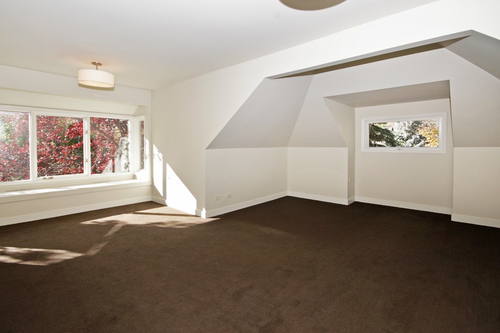Inspiration for a mid-sized transitional guest carpeted home design remodel in Calgary with white walls and no fireplace