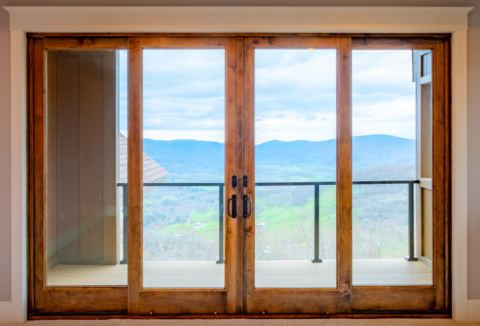 Pointy Knob Cabin