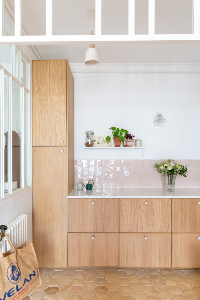 Inspiration for a scandinavian kitchen remodel in Paris