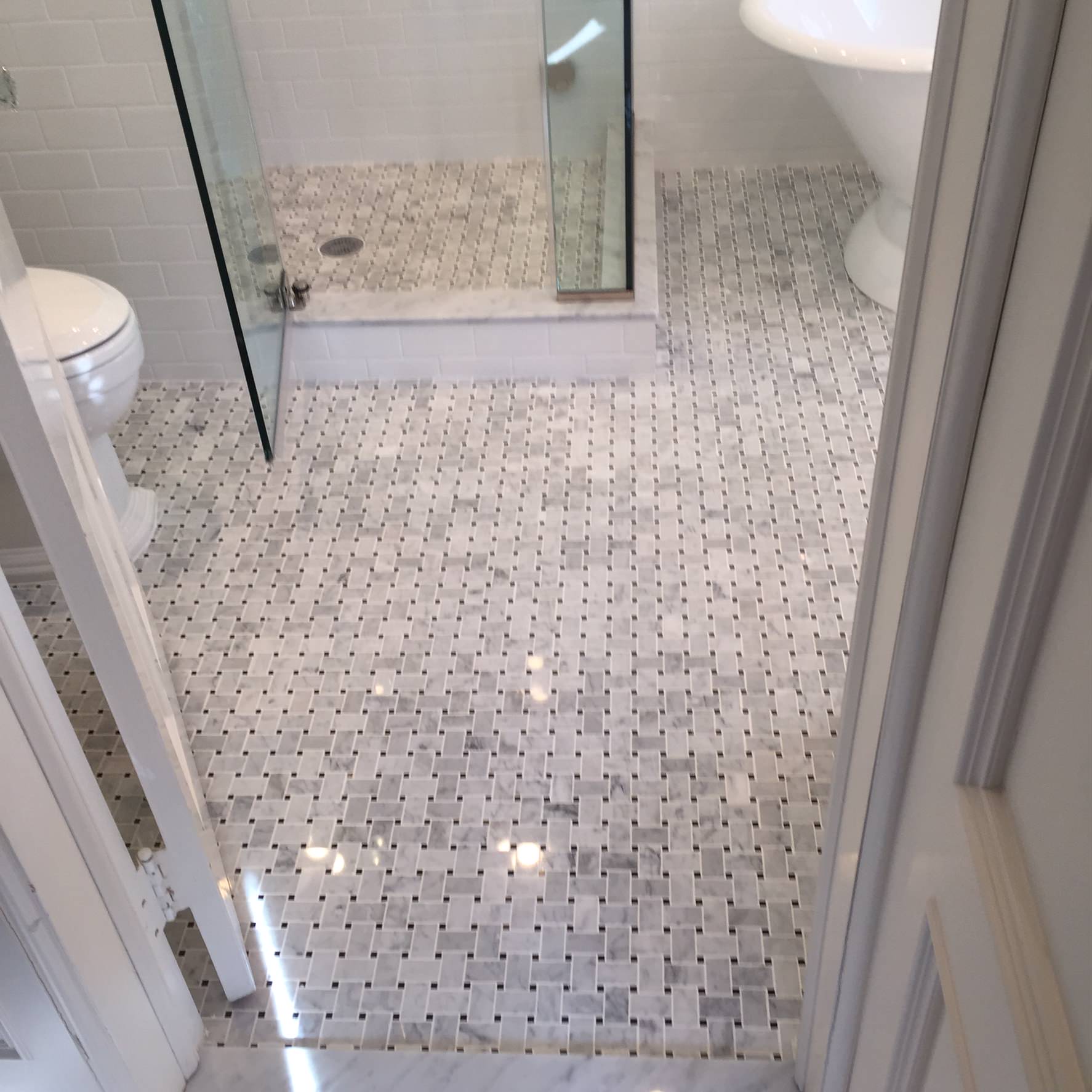 Mrs.Muhr master bathroom