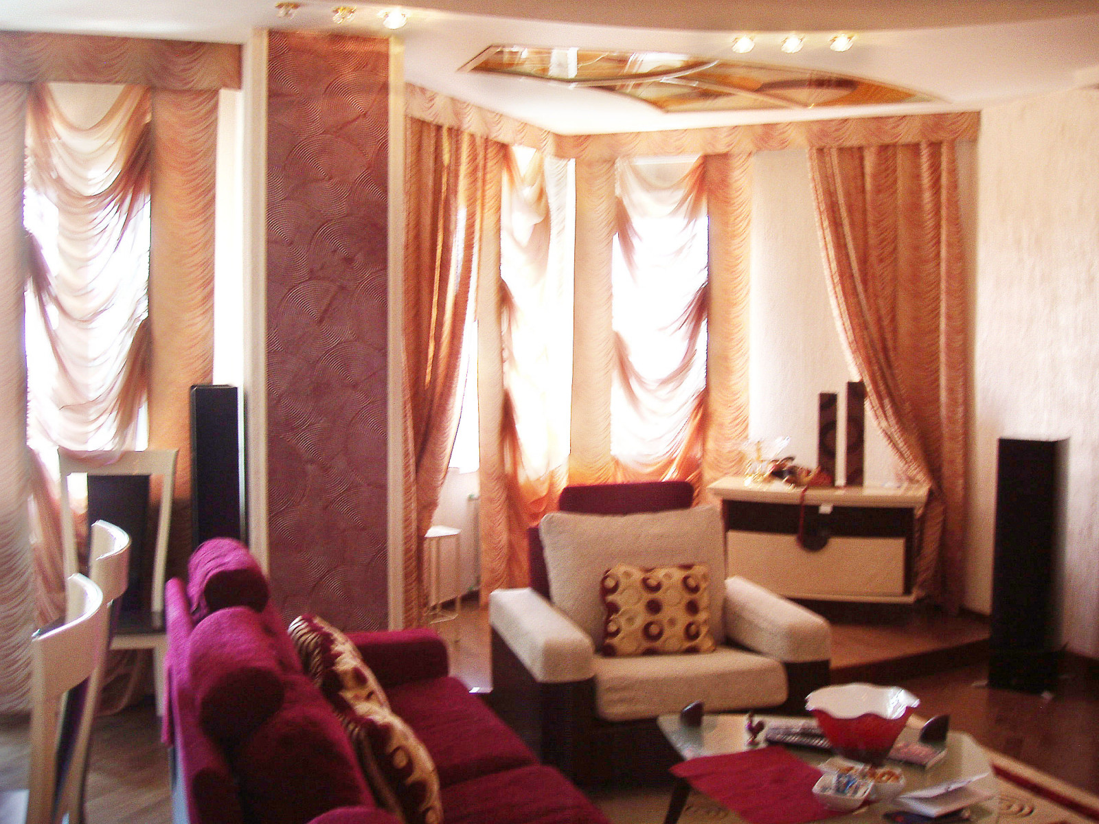 Ar-deco, marsala & terracota