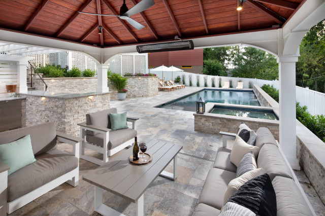 Spectacular pool contemporaneo-piscina