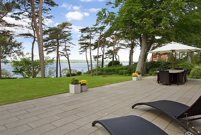 Niels Skriversvej, Virum scandinavian-terrace