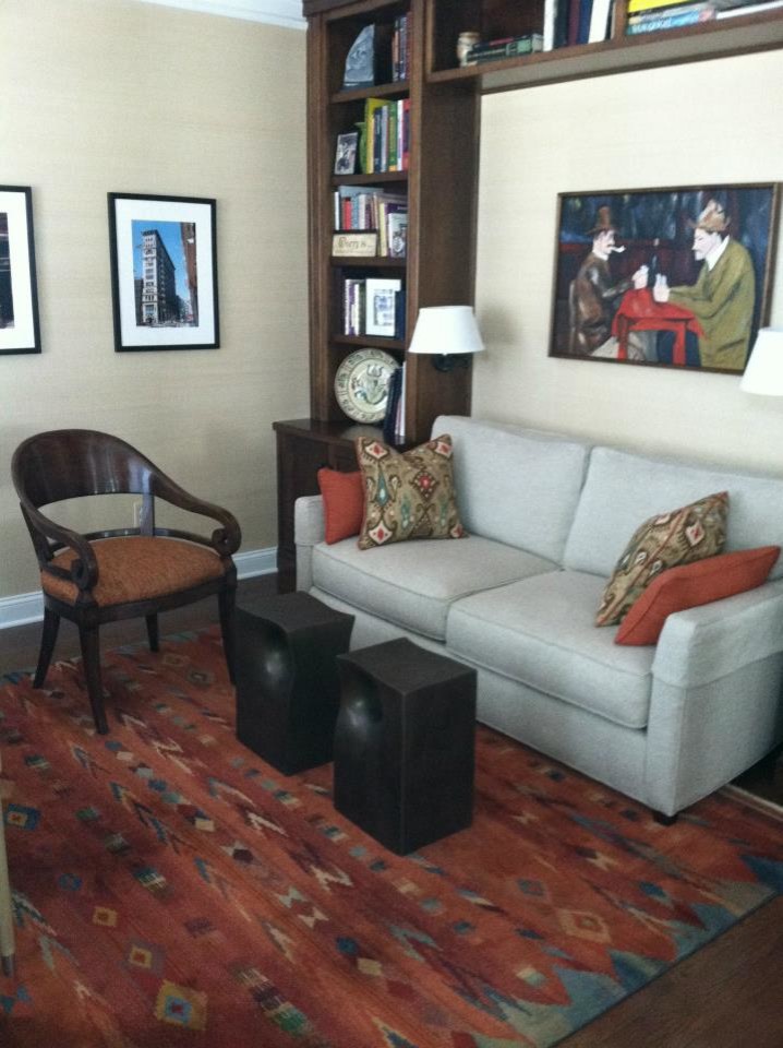 This is an example of a contemporary living room in Bridgeport.