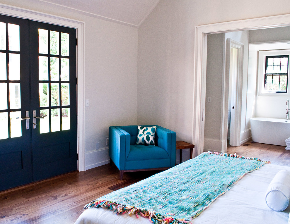 Bedroom - transitional bedroom idea