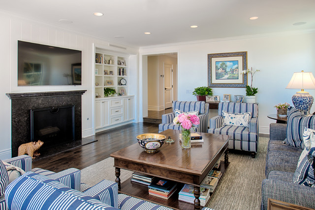 Irvine Residence - Traditional - Orange County - by d'Arcy & Associates