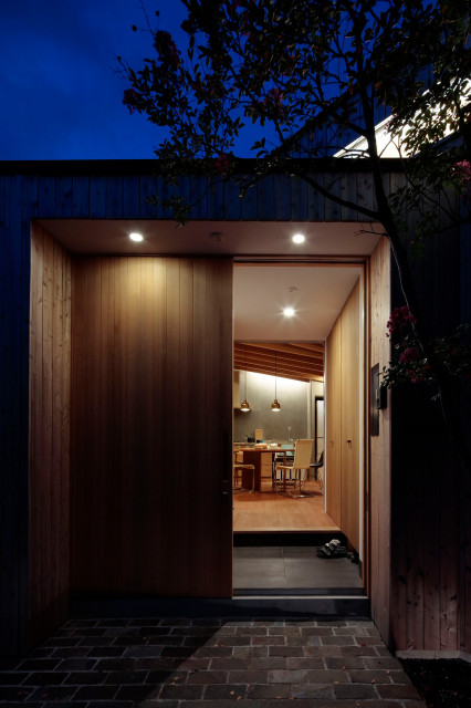 扇垂木の家（鵠沼海岸の家） japanisch-modern-haeuser