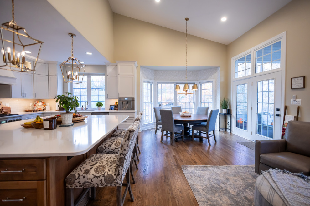 Example of a transitional kitchen design in Baltimore