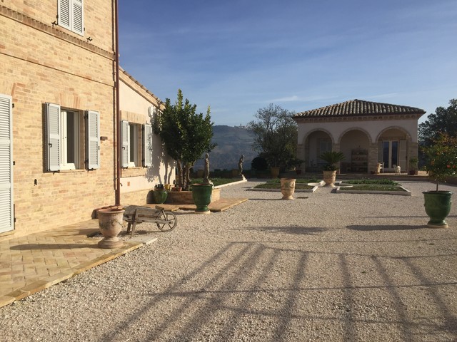 Casale casa-de-campo-fachada