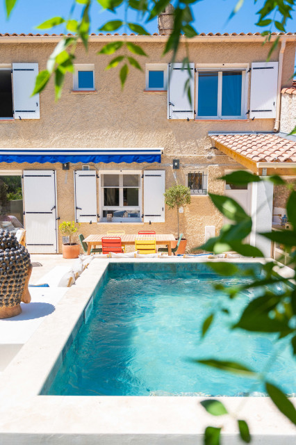 Oasis balinais mediterranean-pools-and-hot-tubs