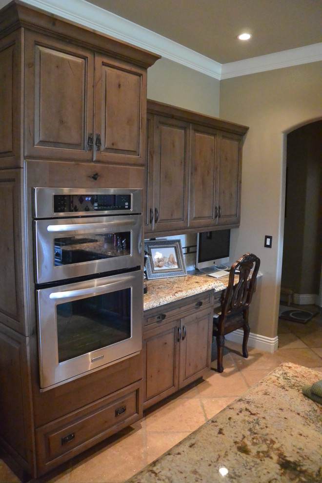Kitchen - rustic kitchen idea