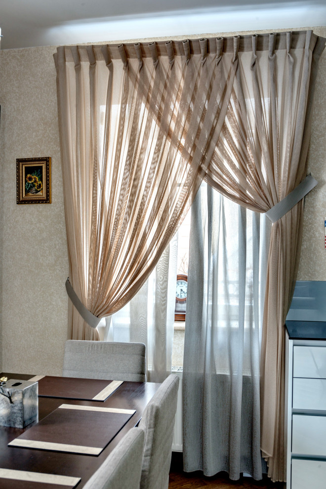 Столовая в частном доме