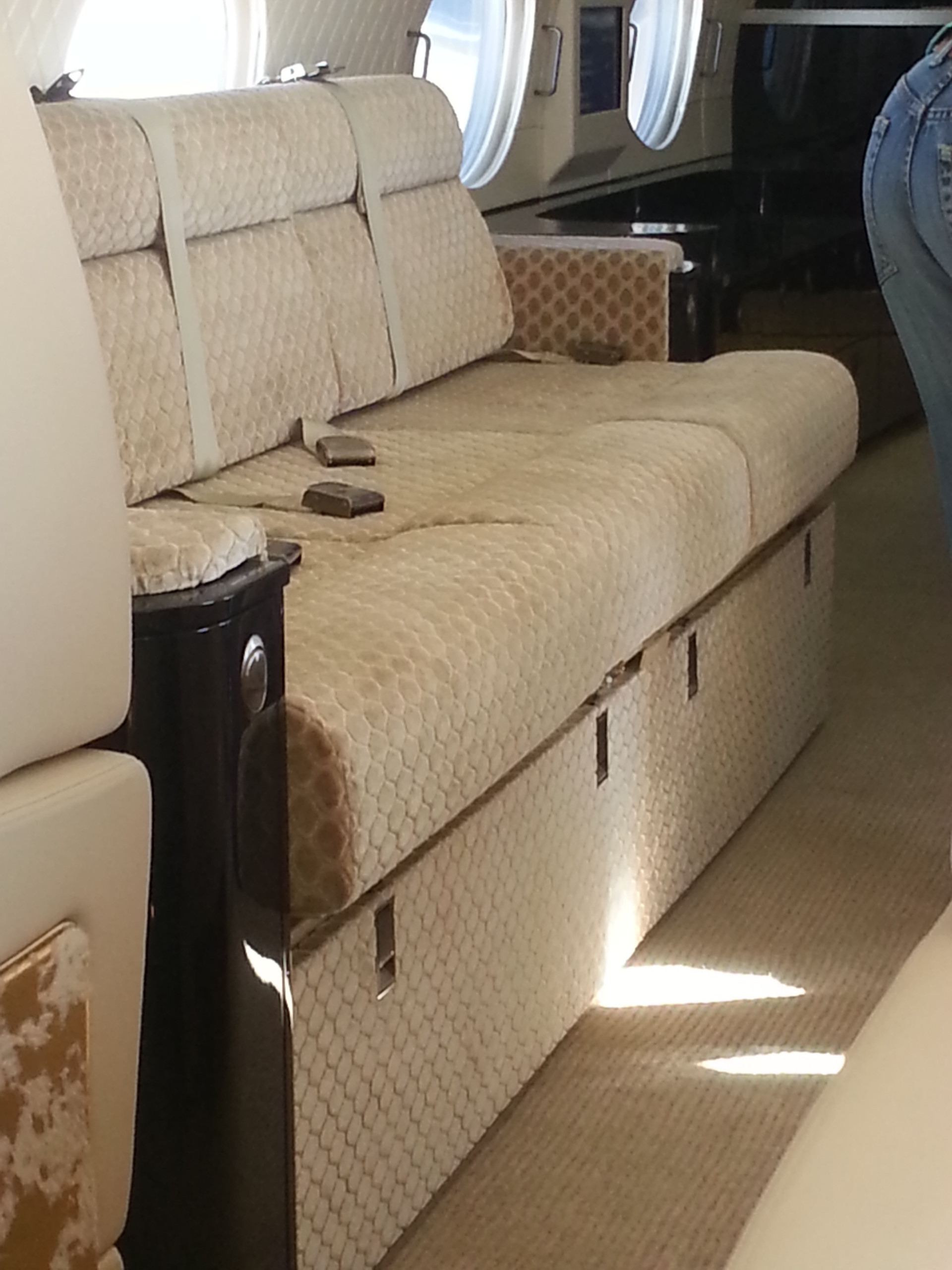 Dyson Hamilton Interiors - Gulfstream Projects