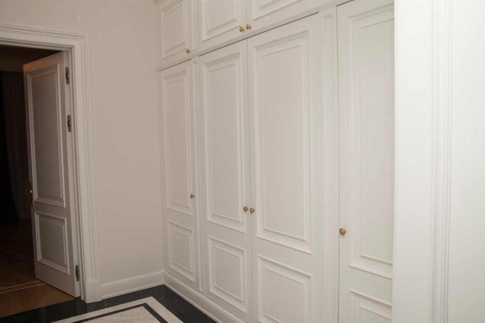 Смольный квартира