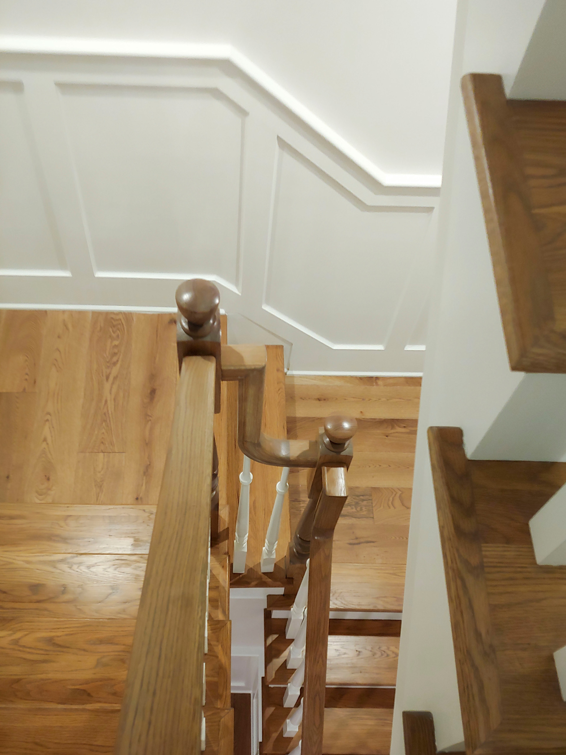 103_Classic Staircase with Stunning Handcrafted Oak Railing System, Aldie VA 201