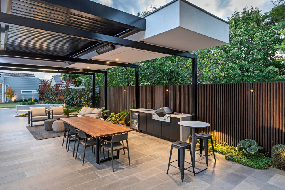 An abundant life Contemporary Patio Melbourne by Bayon Gardens