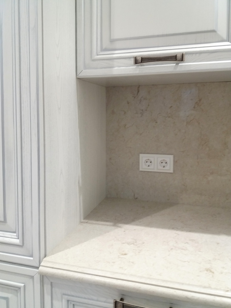 Двухкомнатная квартира в светлых тонах.