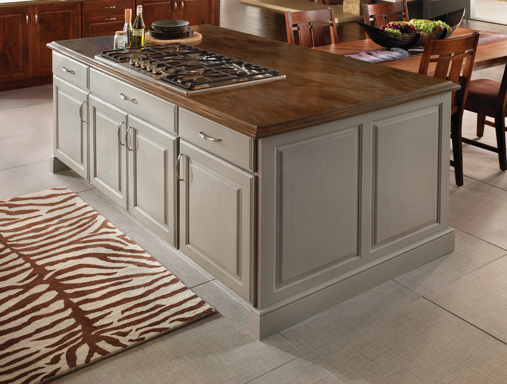 Kitchen - transitional kitchen idea