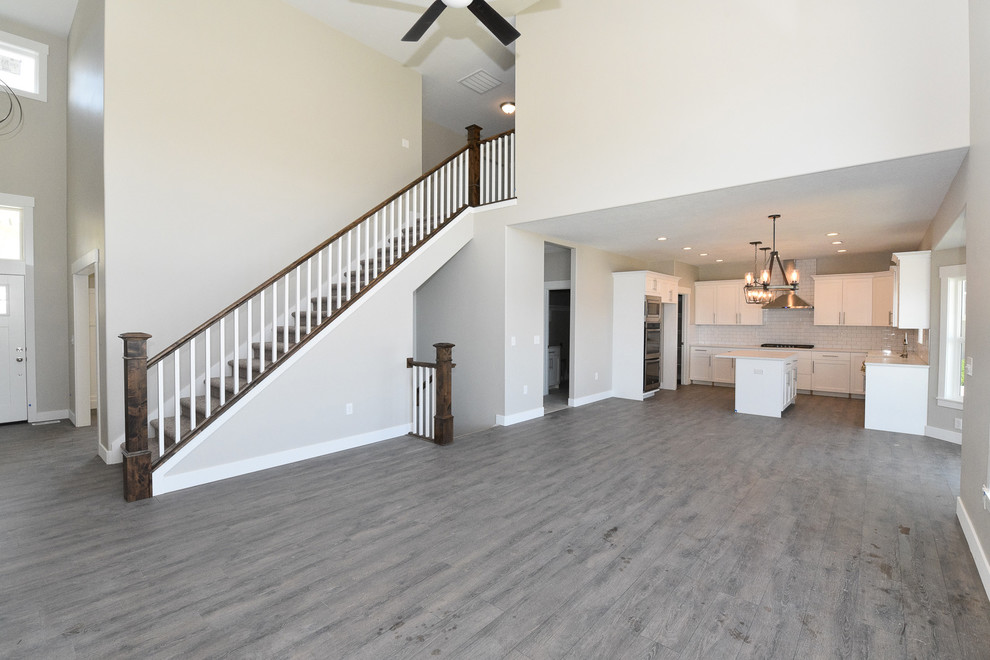 Home design - transitional home design idea