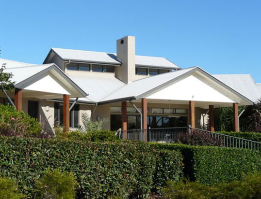 Custom Homes trendy-hus-og-facade