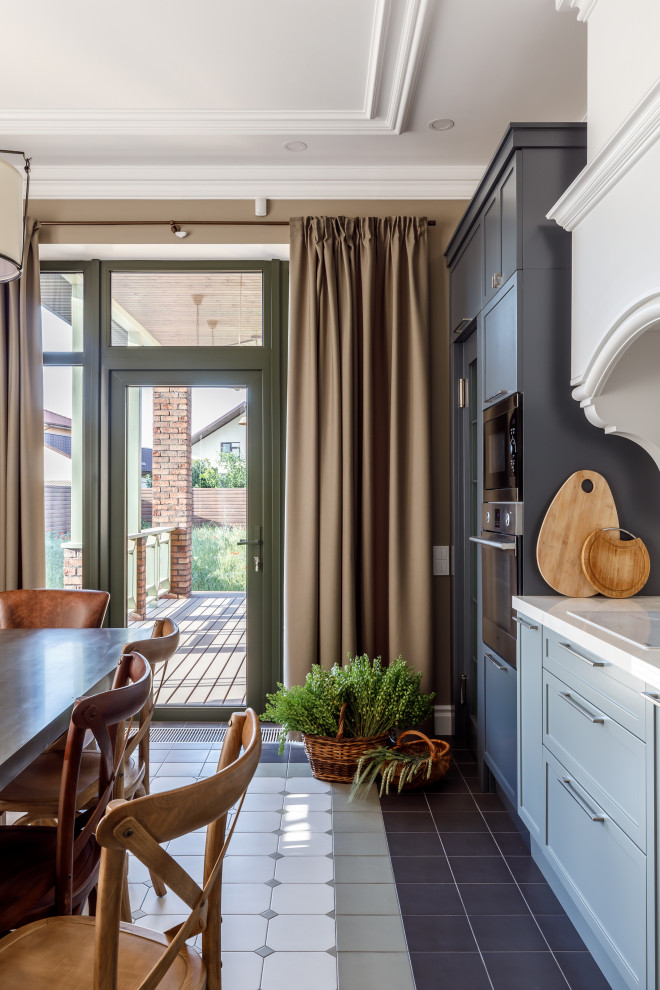 Гипсовая лепнина Аврора в интерьере дизайнера Аллы Куницы -квартира в Краснодаре