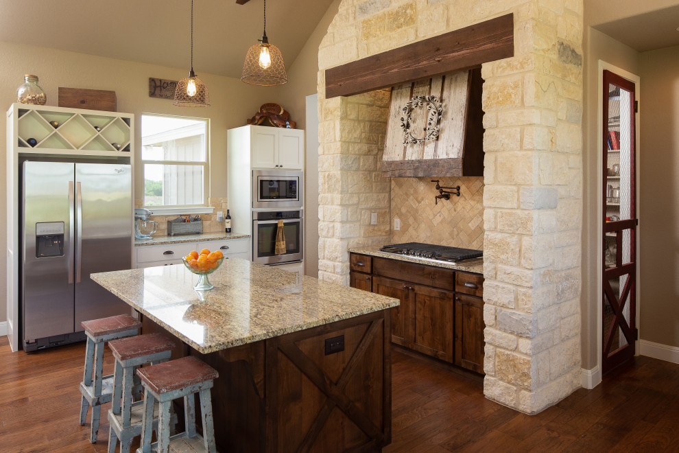 Mountain style kitchen photo in Austin