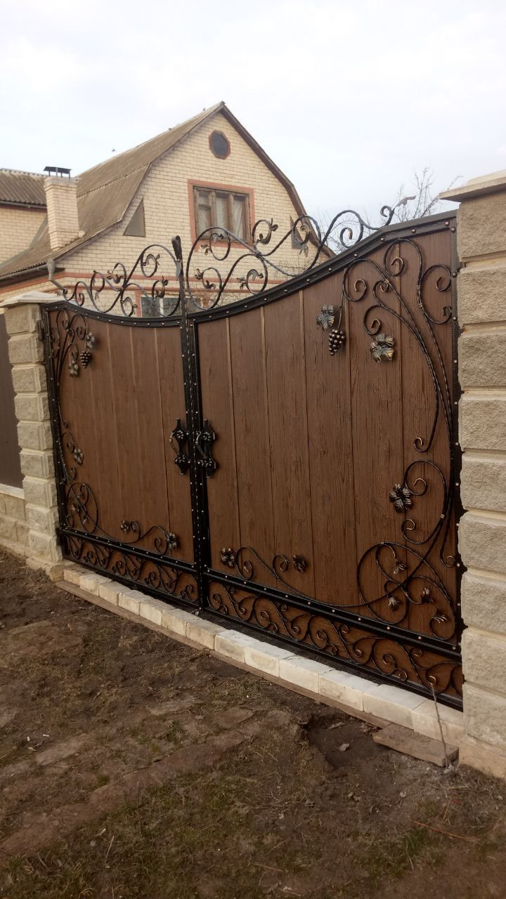 Кованые ворота
