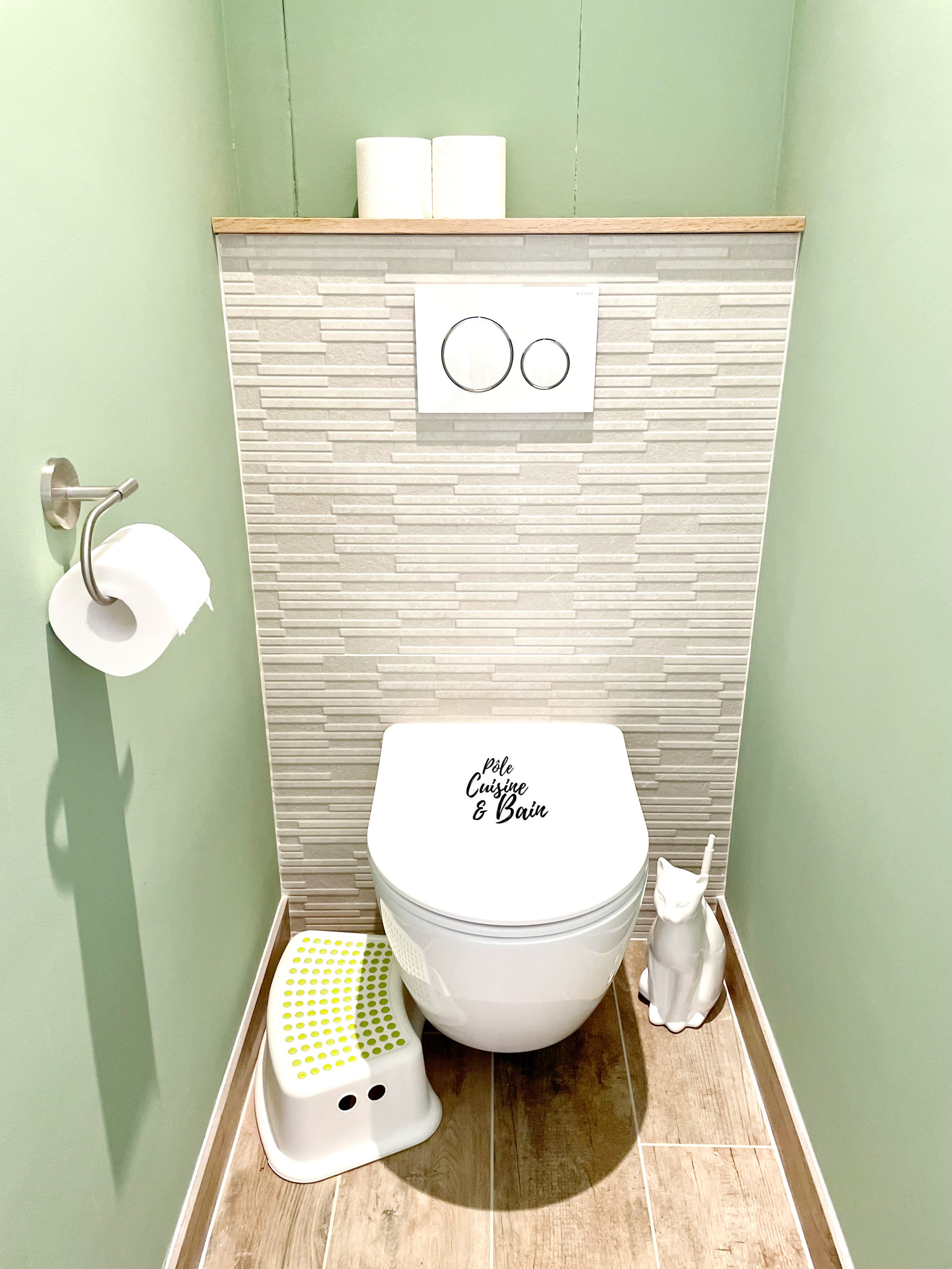 SALLE D'EAU FAMILIALE: rénovation complète pour séparer le WC et la salle d'eau