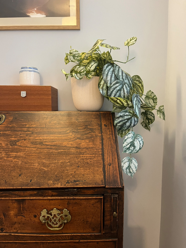 Sevenoaks Home Staging Mixing Old & New